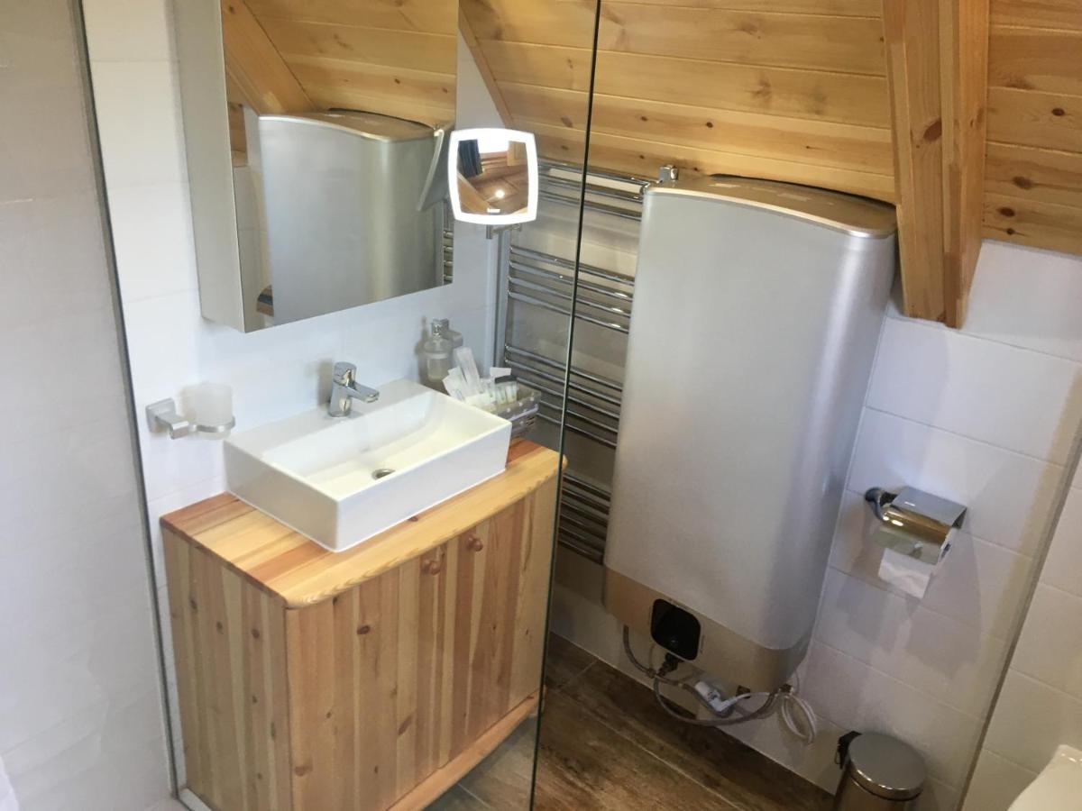 Wooden Apartman Premium Jacuzzival Alsoors Bagian luar foto